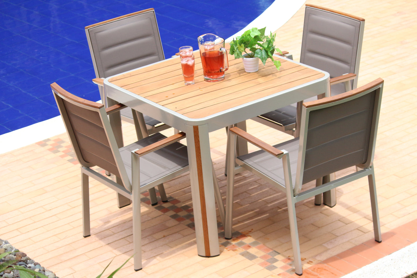 Comedor de exterior Cedar