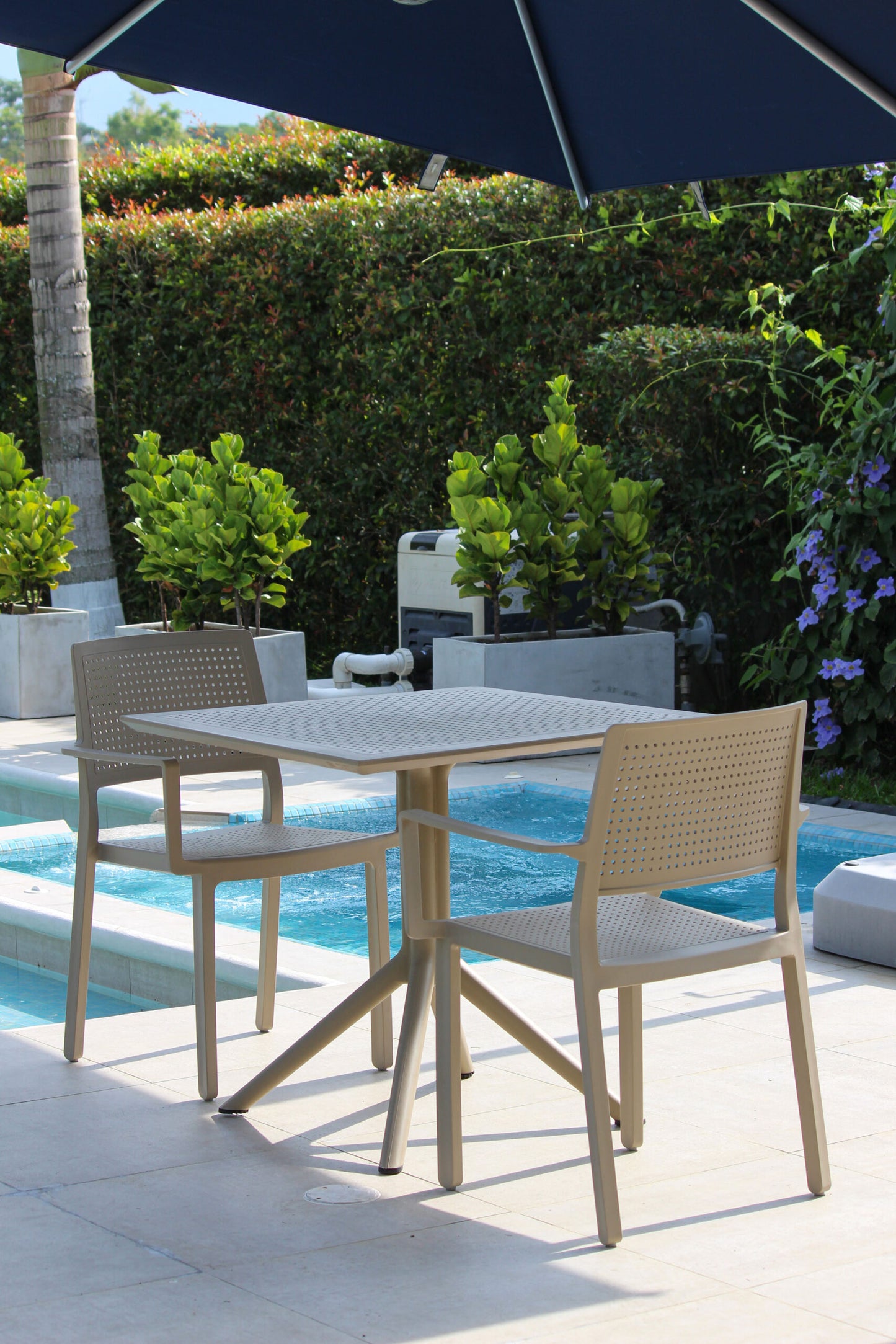 Mesa Comedor Cuadrada Luna