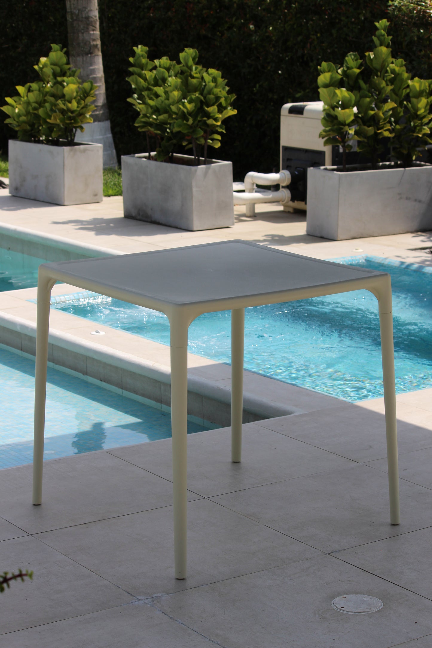 Mesa Comedor Cuadrada Terra